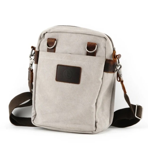 UNITED LEATHER distressed Medium Canvas Messenger Bag Leather Panel boho unisex - Picture 1 of 13